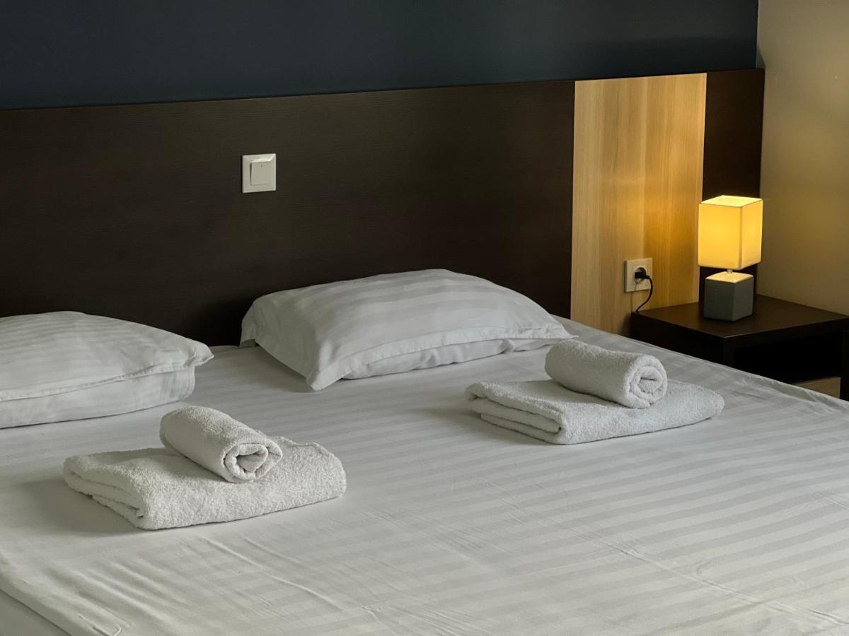Tourasia Hotel 비슈케크 외부 사진