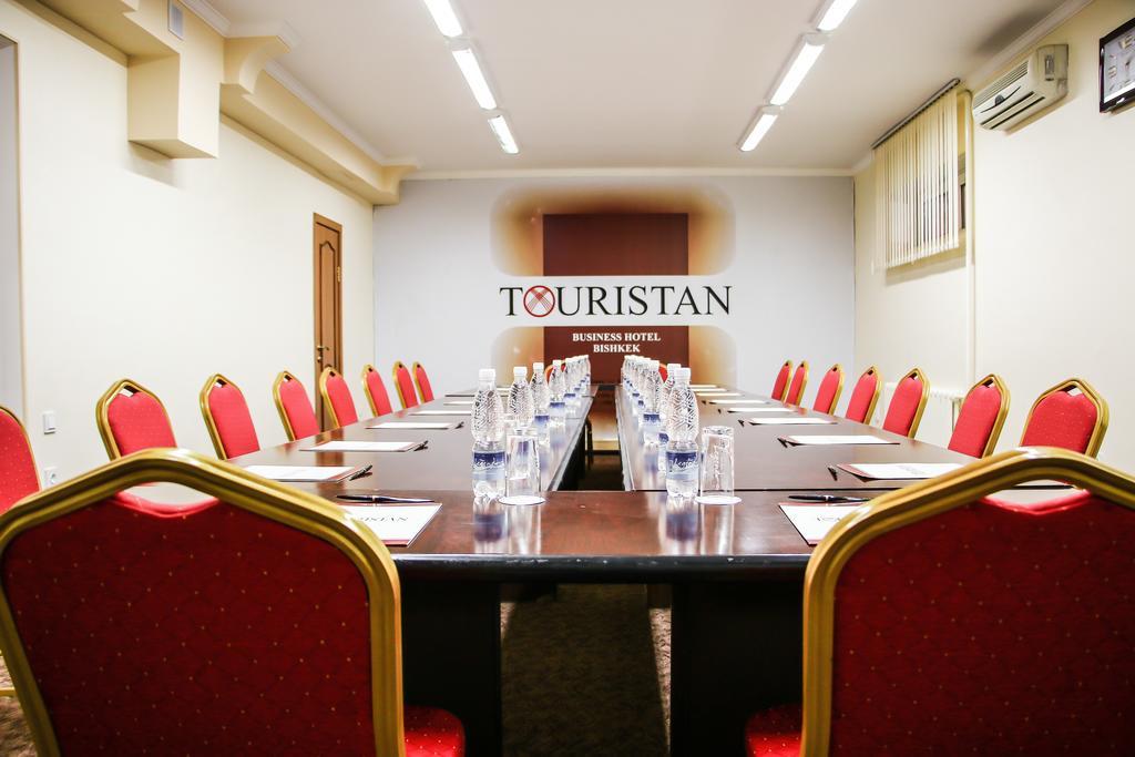 Tourasia Hotel 비슈케크 외부 사진