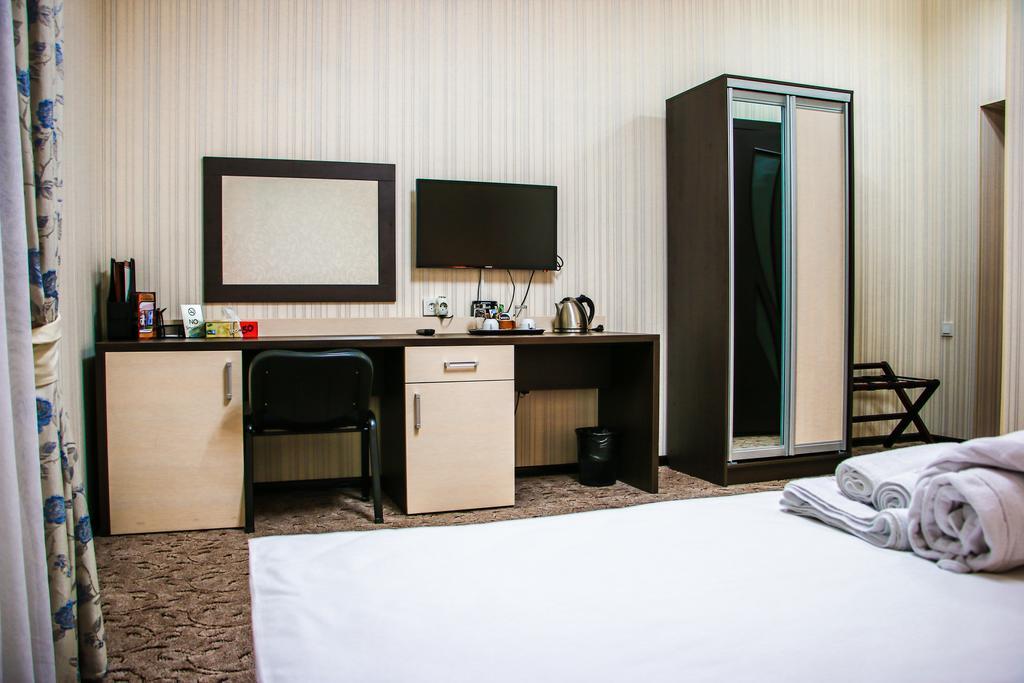 Tourasia Hotel 비슈케크 객실 사진