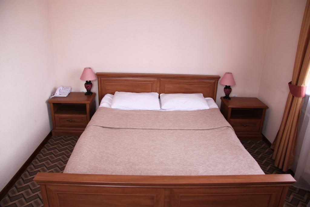 Tourasia Hotel 비슈케크 객실 사진