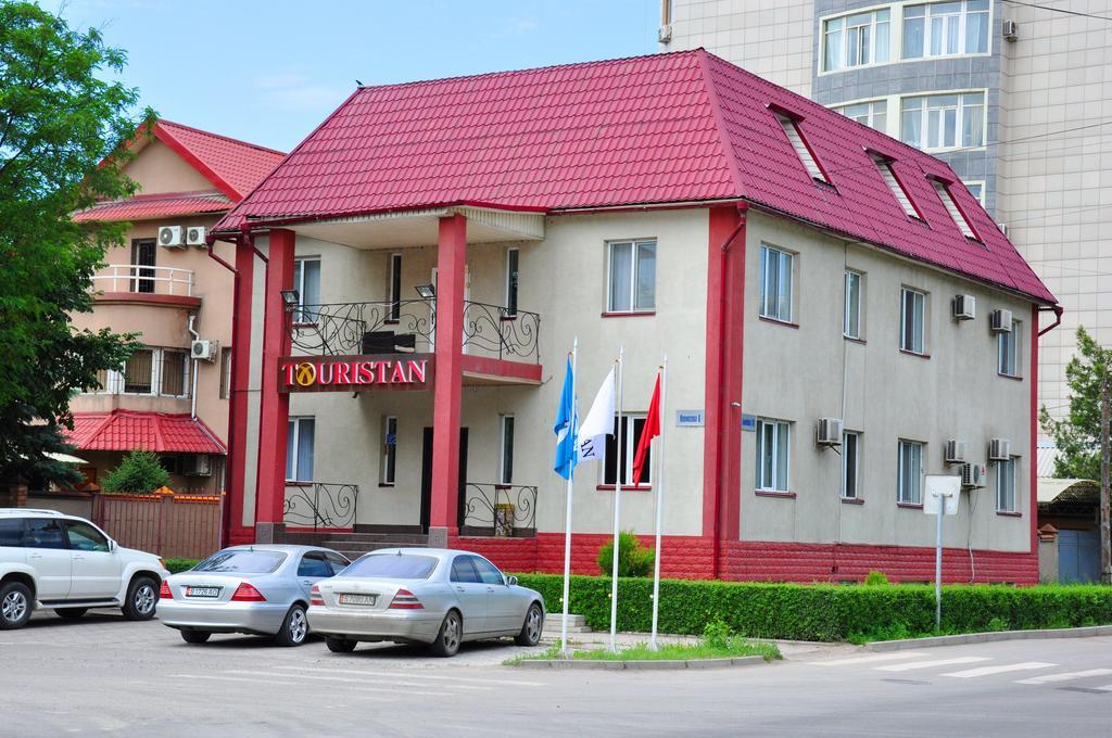 Tourasia Hotel 비슈케크 외부 사진