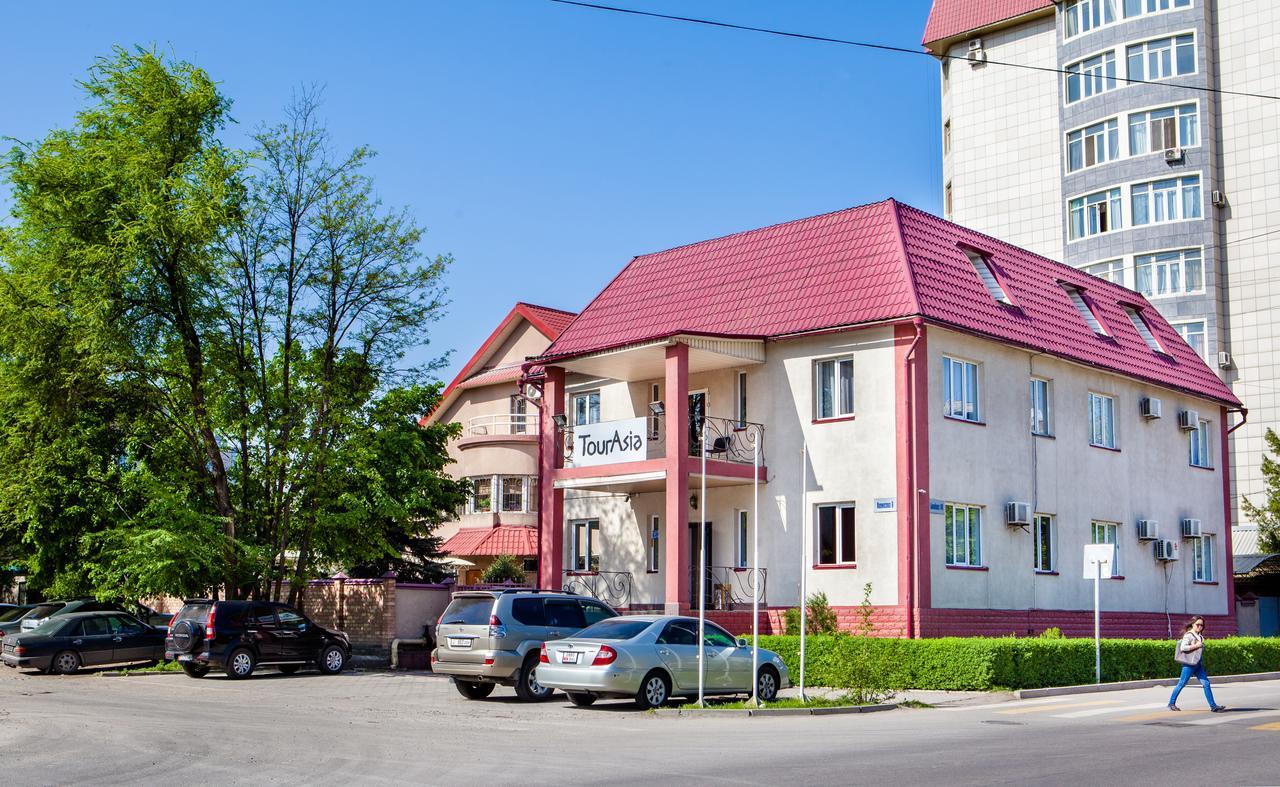 Tourasia Hotel 비슈케크 외부 사진